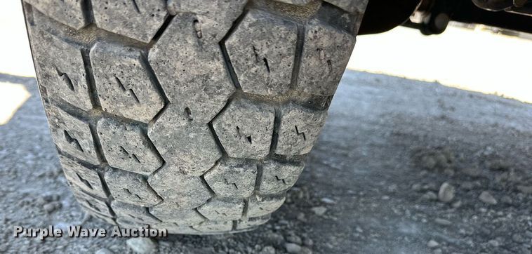 image for item LN9382 2012 Ford F550 Super Duty  bucket truck