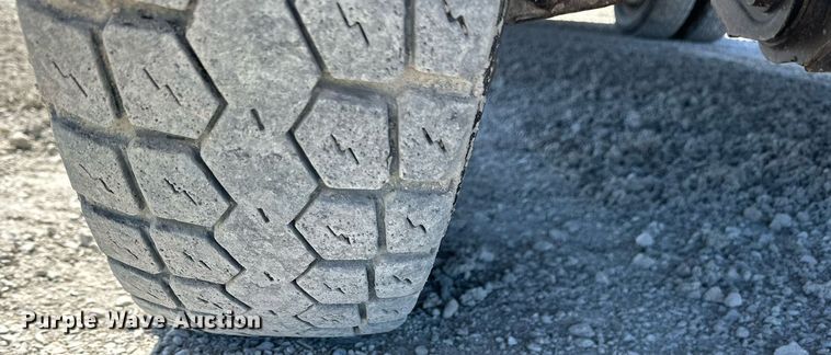 image for item LN9382 2012 Ford F550 Super Duty  bucket truck