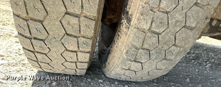 image for item LN9382 2012 Ford F550 Super Duty  bucket truck