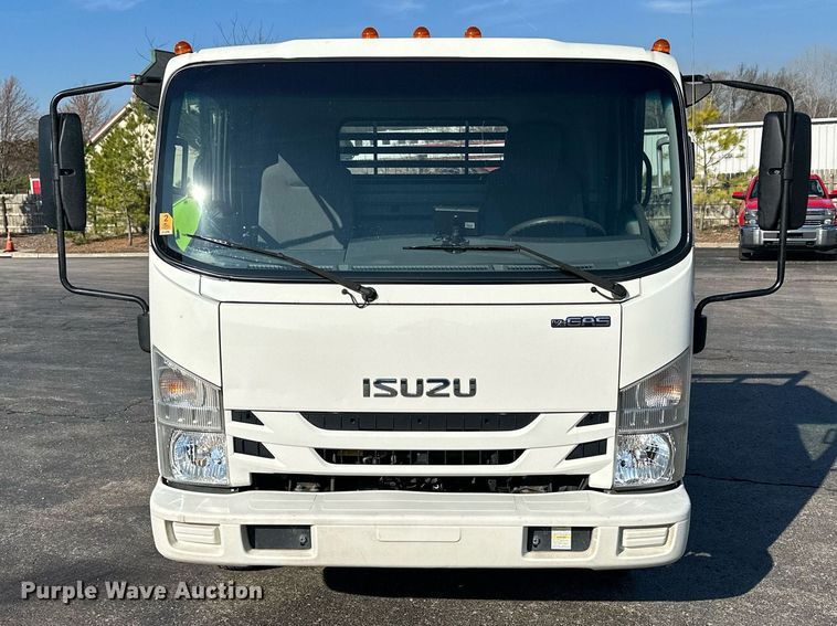 image for item LN9435 2016 Isuzu NPR HD  flatbed truck
