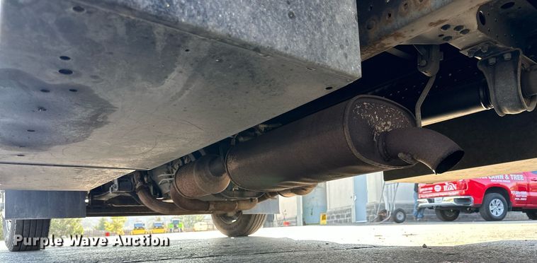 image for item LN9435 2016 Isuzu NPR HD  flatbed truck