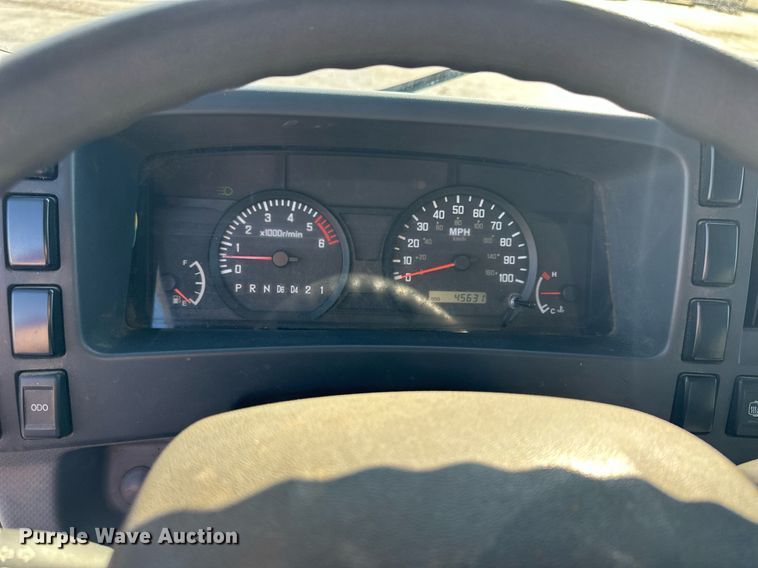 image for item LN9435 2016 Isuzu NPR HD  flatbed truck