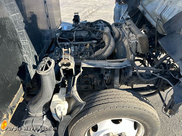 image for item LN9435 2016 Isuzu NPR HD  flatbed truck