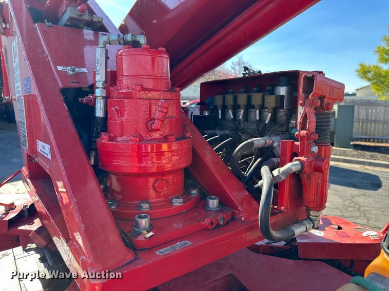 image for item LN9436 2016 CMC S19HD  boom lift