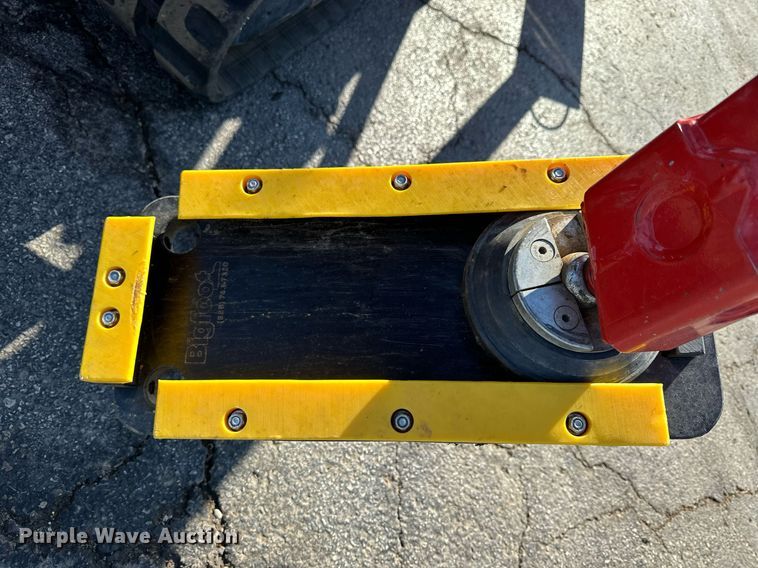 image for item LN9436 2016 CMC S19HD  boom lift