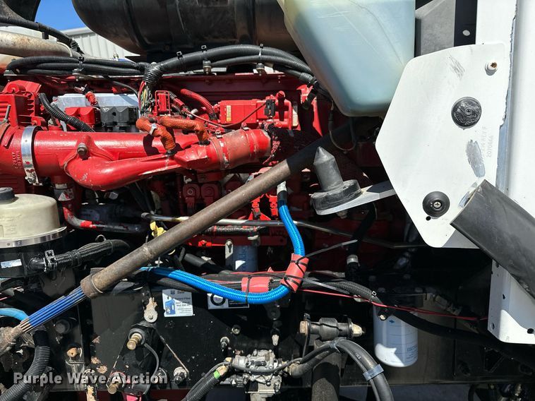 image for item LR9617 2009 Kenworth T800  dump truck