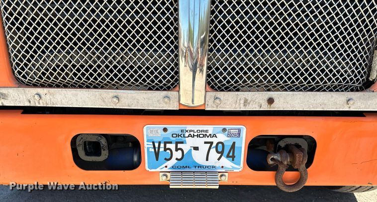 image for item LR9684 2008 Kenworth T300  dump truck