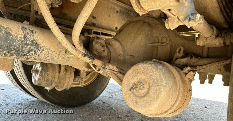 image for item LR9684 2008 Kenworth T300  dump truck