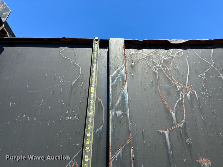 image for item LR9684 2008 Kenworth T300  dump truck