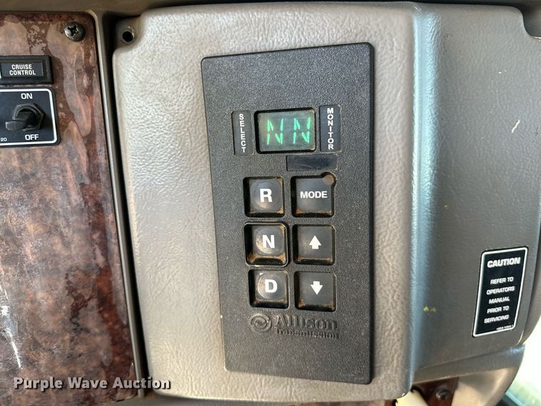 image for item LR9684 2008 Kenworth T300  dump truck