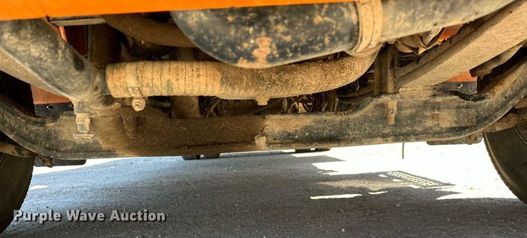 image for item LR9684 2008 Kenworth T300  dump truck