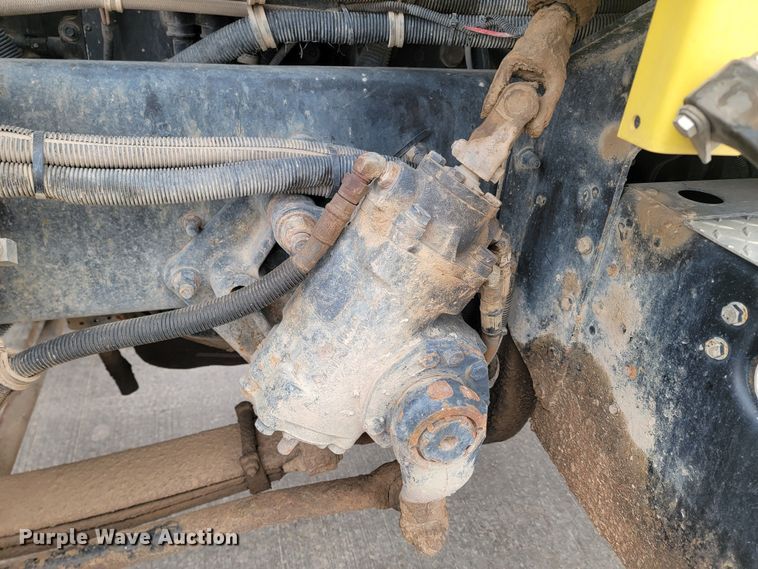 image for item LV9456 2006 Kenworth W900  ready mix truck