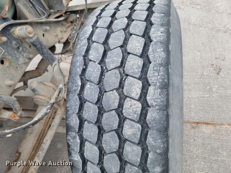 image for item LV9456 2006 Kenworth W900  ready mix truck