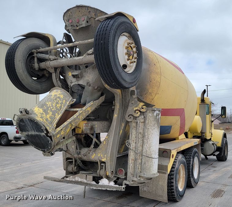 image for item LV9457 1999 Kenworth W900  ready mix truck