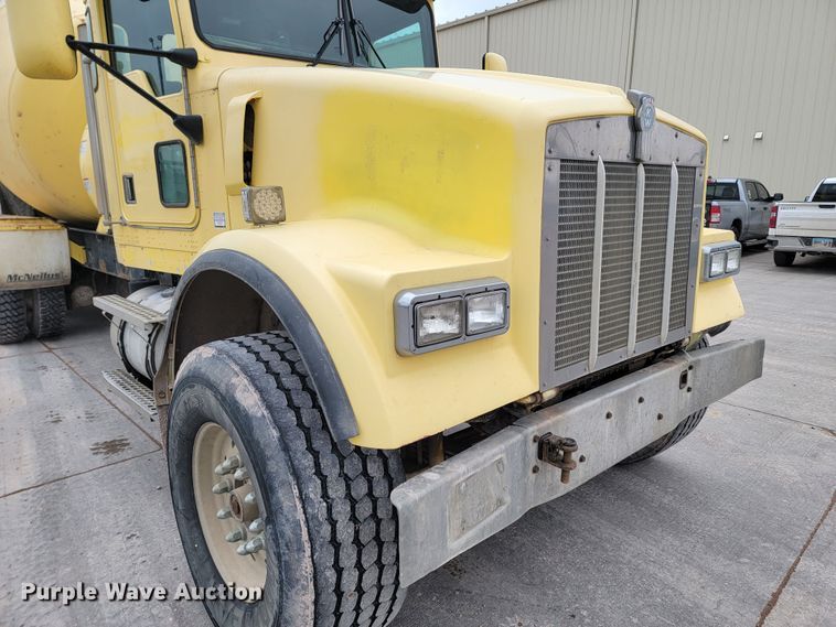 image for item LV9457 1999 Kenworth W900  ready mix truck