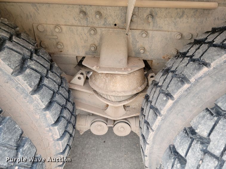 image for item LV9457 1999 Kenworth W900  ready mix truck