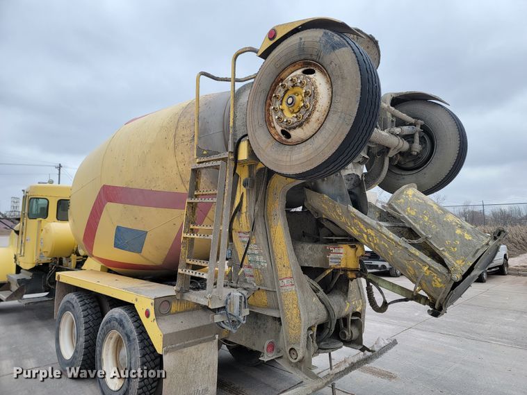 image for item LV9457 1999 Kenworth W900  ready mix truck