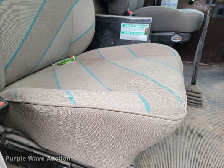 image for item LV9457 1999 Kenworth W900  ready mix truck