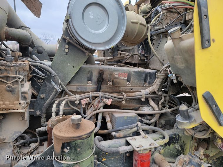 image for item LV9457 1999 Kenworth W900  ready mix truck