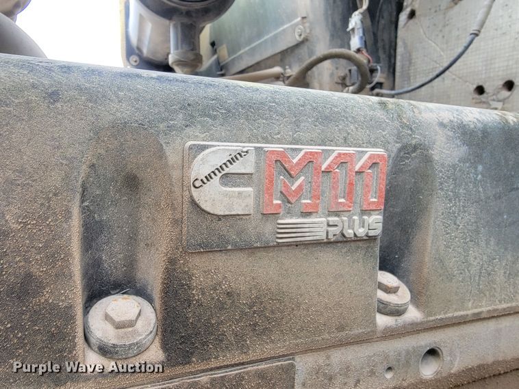 image for item LV9457 1999 Kenworth W900  ready mix truck