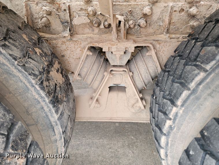 image for item LV9458 2002 Sterling LT8500  ready mix truck