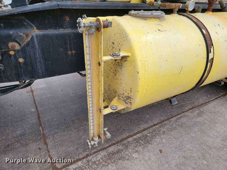 image for item LV9458 2002 Sterling LT8500  ready mix truck