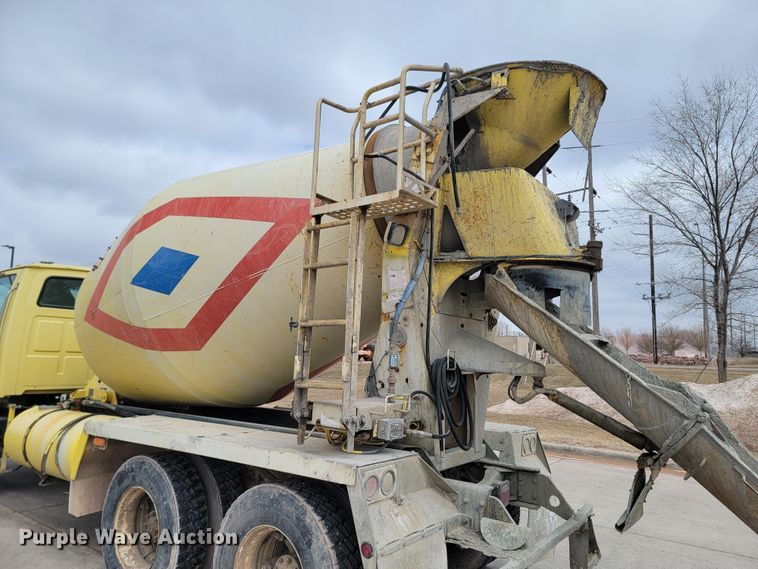 image for item LV9458 2002 Sterling LT8500  ready mix truck