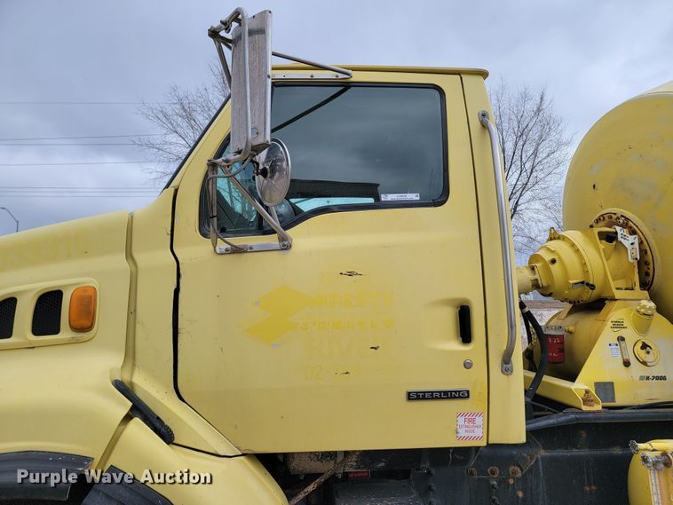 image for item LV9458 2002 Sterling LT8500  ready mix truck