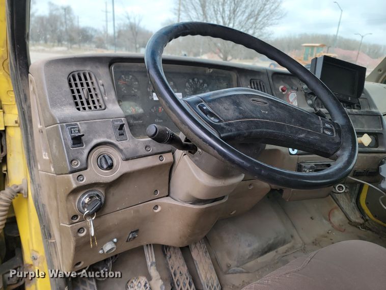 image for item LV9458 2002 Sterling LT8500  ready mix truck