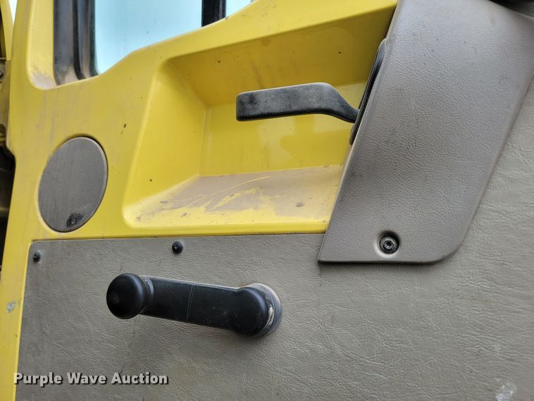 image for item LV9458 2002 Sterling LT8500  ready mix truck