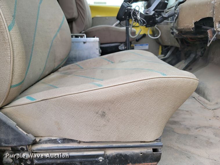 image for item LV9458 2002 Sterling LT8500  ready mix truck