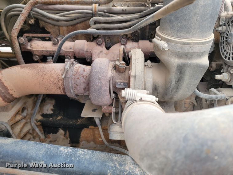 image for item LV9458 2002 Sterling LT8500  ready mix truck