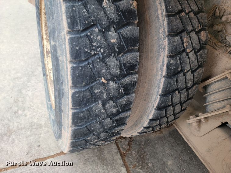 image for item LV9458 2002 Sterling LT8500  ready mix truck