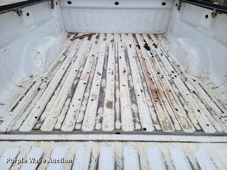 image for item LV9459 2013 GMC Sierra 1500  Ext. Cab pickup truck