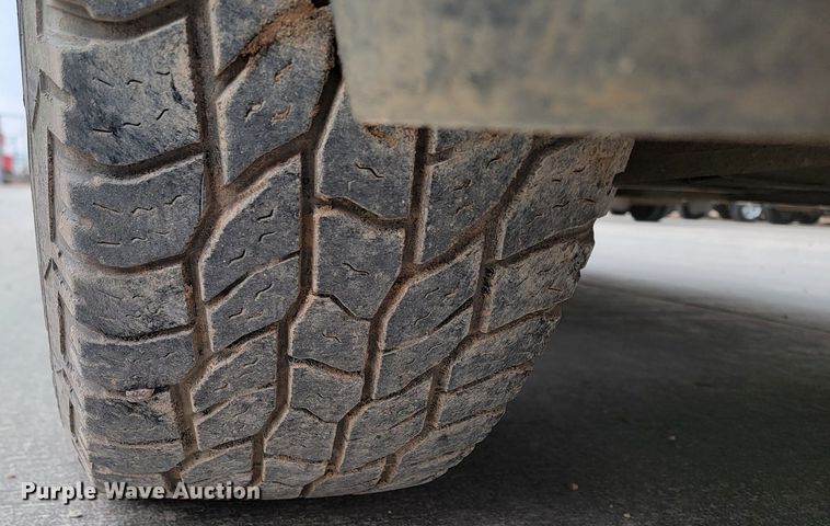 image for item LV9459 2013 GMC Sierra 1500  Ext. Cab pickup truck