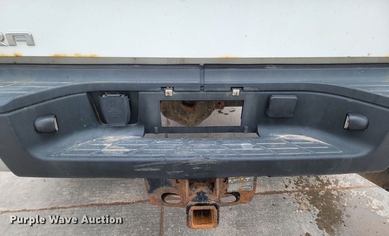 image for item LV9460 2013 GMC Sierra 2500HD  Ext. Cab pickup truck