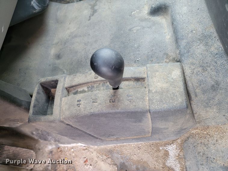 image for item LV9460 2013 GMC Sierra 2500HD  Ext. Cab pickup truck