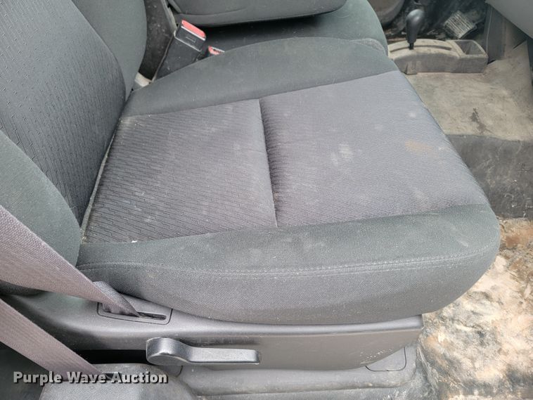 image for item LV9460 2013 GMC Sierra 2500HD  Ext. Cab pickup truck