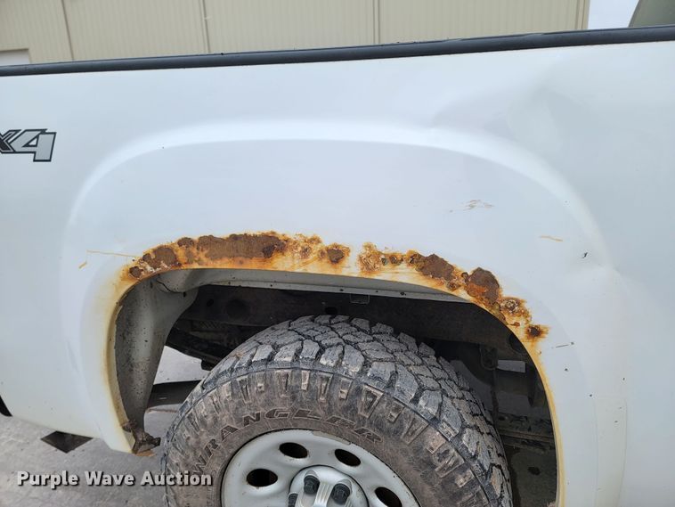 image for item LV9461 2012 GMC Sierra 1500  Crew Cab pickup truck