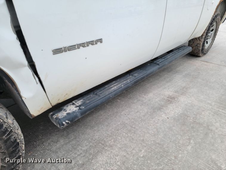 image for item LV9461 2012 GMC Sierra 1500  Crew Cab pickup truck