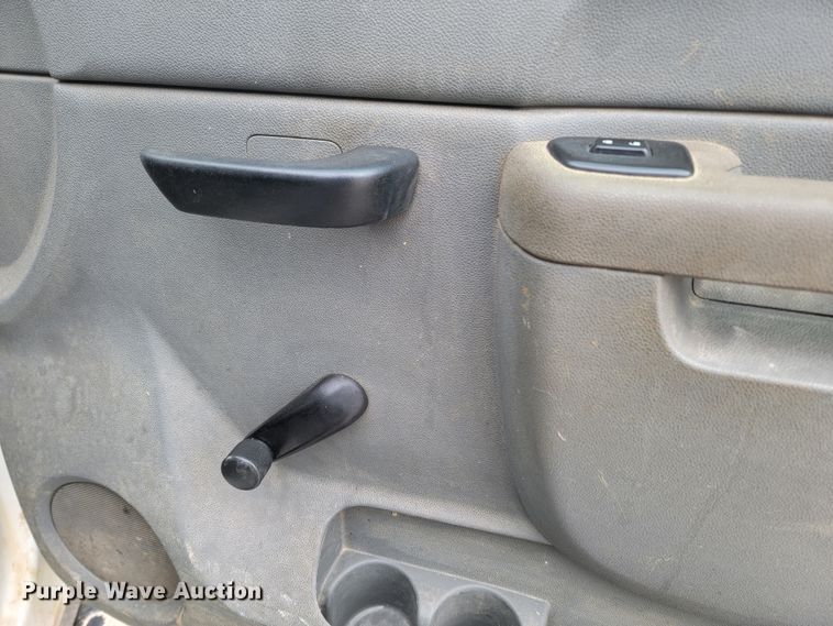 image for item LV9461 2012 GMC Sierra 1500  Crew Cab pickup truck