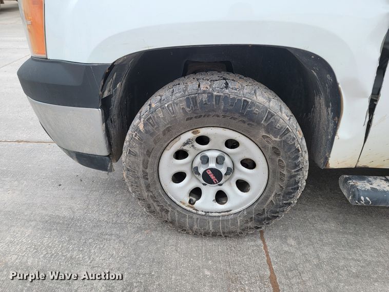 image for item LV9461 2012 GMC Sierra 1500  Crew Cab pickup truck