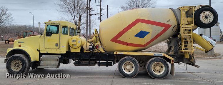 image for item LV9462 2000 Kenworth W900B  ready mix truck