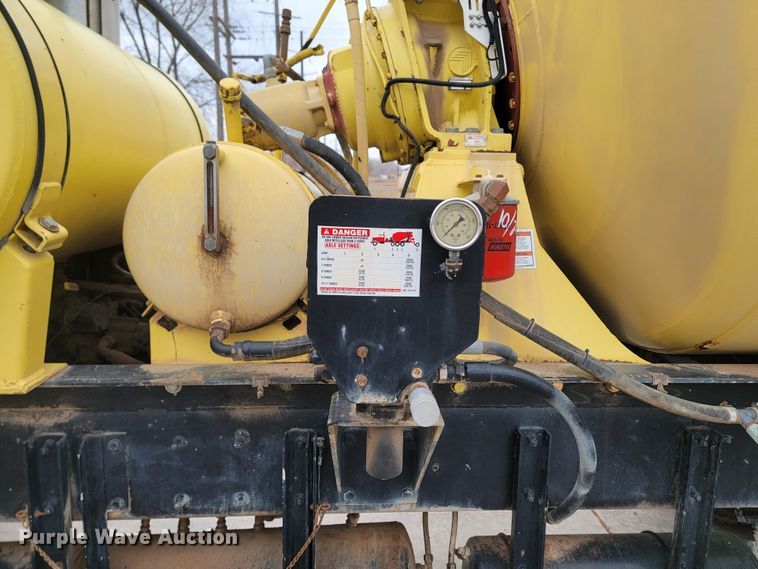 image for item LV9462 2000 Kenworth W900B  ready mix truck