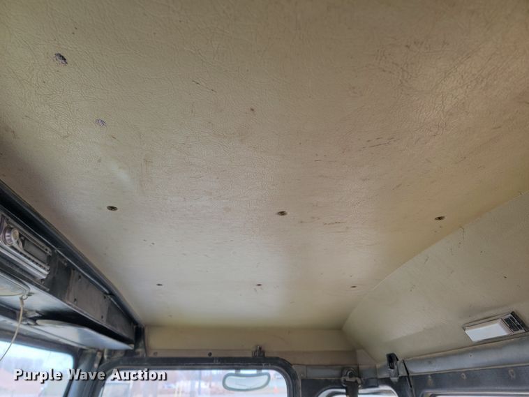 image for item LV9462 2000 Kenworth W900B  ready mix truck