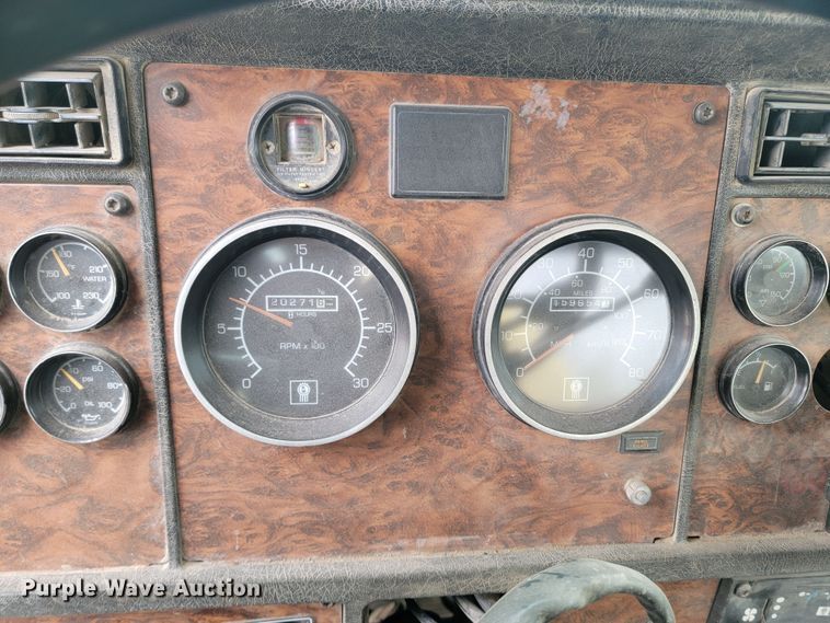 image for item LV9462 2000 Kenworth W900B  ready mix truck