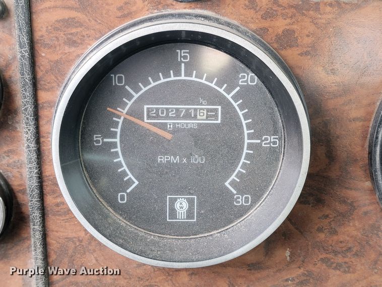 image for item LV9462 2000 Kenworth W900B  ready mix truck