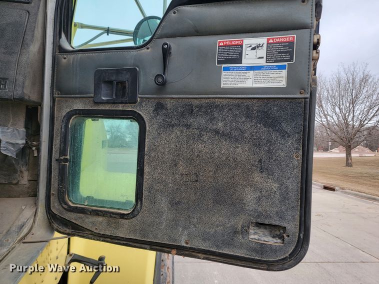 image for item LV9462 2000 Kenworth W900B  ready mix truck