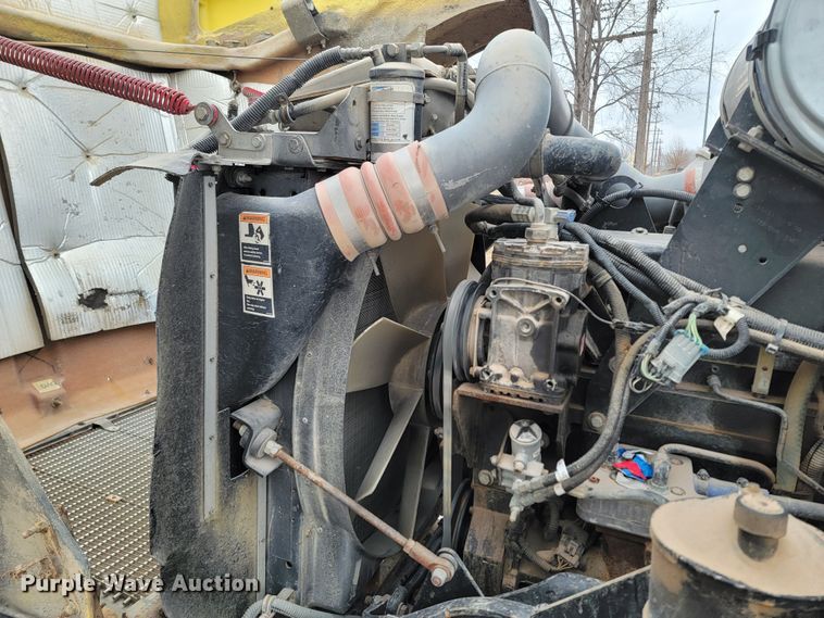 image for item LV9462 2000 Kenworth W900B  ready mix truck