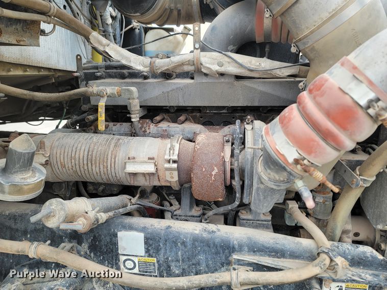 image for item LV9462 2000 Kenworth W900B  ready mix truck